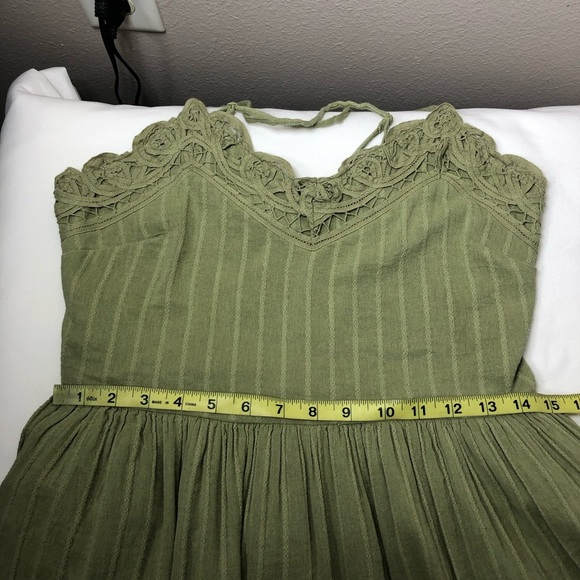 AEO Cotton Blend Green  Adjustable Straps Pockets Embroidered V Neck Romper M - Picture 13 of 15